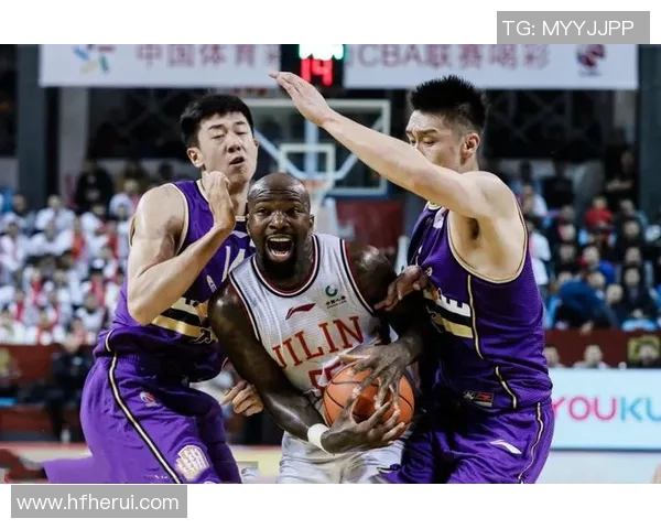 上海足球队强势领跑大满贯积分榜以98分稳居第一 上海足球队强势领跑大满贯积分榜以98分稳居第一